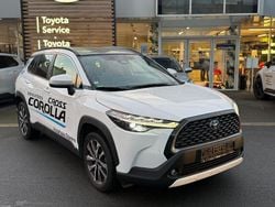 Weiß Gebraucht 2022 Toyota Corolla Cross Team SUV | 30.990 € (Guter Preis)