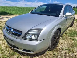 Silber Gebraucht 2005 Opel Vectra Sport Limousine | 5.299 €