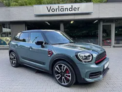 Grün Gebraucht 2023 Mini John Cooper Works Countryman SUV | 38.690 € (Fairer Preis)