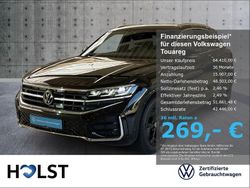 Grenadillschwarz metallic Gebraucht 2024 VW Touareg R-line SUV | 64.410 € (Teuer)