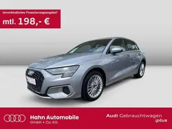 Florettsilber metallic Gebraucht 2024 Audi A3 Advanced Plus Limousine | 27.930 € (Guter Preis)