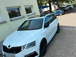 Weiß Gebraucht 2017 Skoda Octavia vRS Kombi | 25.499 €