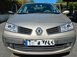 Silber Gebraucht 2006 Renault Mégane II Avantage Limousine | 750 € (Superpreis)