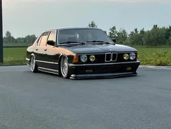 Schwarz Gebraucht 1986 BMW 735 Limousine | 25.500 €