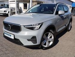 Vapour grey Gebraucht 2023 Volvo XC40 SUV | 24.970 € (Guter Preis)