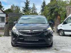 Schwarz Gebraucht 2015 Opel Zafira Tourer Edition Van / Kleinbus | 7.999 € (Guter Preis)