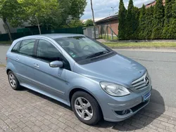 Blau Gebraucht 2006 Mercedes B170 Van / Kleinbus | 4.999 € (Fairer Preis)