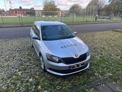Silber Gebraucht 2016 Skoda Fabia Cool Edition Kleinwagen | 6.650 € (Fairer Preis)