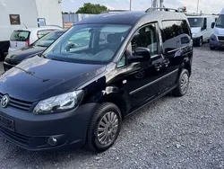 Schwarz Gebraucht 2011 VW Caddy Trendline Van / Kleinbus | 5.700 € (Fairer Preis)