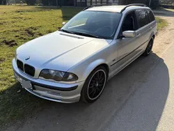 Silber Gebraucht 2000 BMW 330 Basis Kombi | 2.800 €