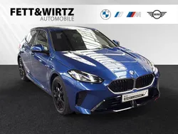Portimao blau metallic Gebraucht 2024 BMW 120 M Sport Kleinwagen | 37.490 € (Guter Preis)