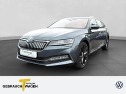Grau Gebraucht 2021 Skoda Superb LAURIN & KLEMENT Kombi | 21.870 € (Guter Preis)