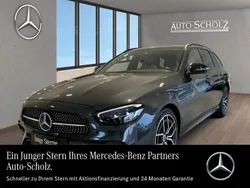 Grau Gebraucht 2022 Mercedes E300 AMG Limousine | 43.433 €