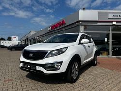 Weiß Gebraucht 2016 Kia Sportage DREAM-TEAM Edition SUV | 12.490 € (Fairer Preis)