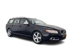 Schwarz Gebraucht 2011 Volvo V70 Kombi | 4.445 € (Superpreis)