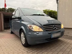 Blau Gebraucht 2005 Mercedes Viano Van / Kleinbus | 11.999 €