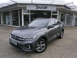 Grau Gebraucht 2024 VW T-Roc R-line SUV | 34.880 € (Teuer)