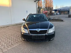 Schwarz Gebraucht 2009 Skoda Octavia Ambiente Limousine | 3.790 € (Superpreis)