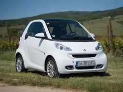 Weiß Gebraucht 2011 Smart ForTwo Coupé Passion Coupé | 5.499 € (Fairer Preis)
