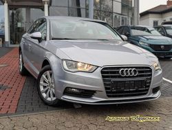 Silber Gebraucht 2016 Audi A3 Attraction Limousine | 13.090 € (Fairer Preis)