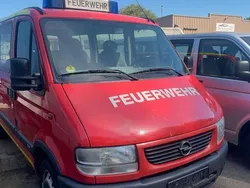 Rot Gebraucht 2001 Opel Movano Van | 4.999 €