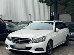 Weiß Gebraucht 2013 Mercedes E350 Kombi | 12.000 € (Etwas zu teuer)