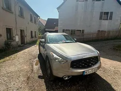 Grau Gebraucht 2009 Infiniti Fx35 SUV | 12.500 €