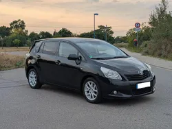 Schwarz Gebraucht 2012 Toyota Verso Van / Kleinbus | 6.900 € (Fairer Preis)