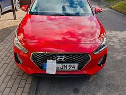 Rot Gebraucht 2018 Hyundai i30 Premium Limousine | 12.500 € (Guter Preis)