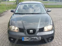 Grau Gebraucht 2006 Seat Ibiza Kleinwagen | 1.100 €