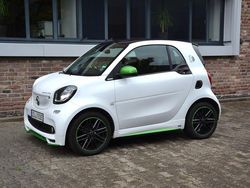 Weiß Gebraucht 2018 Smart ForTwo Electric Drive Brabus Coupé | 12.450 € (Teuer)