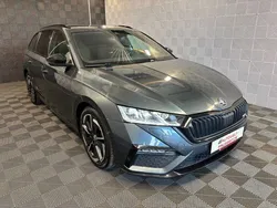 Grau Gebraucht 2022 Skoda Octavia RS Kombi | 28.320 € (Fairer Preis)