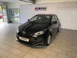 Mysticschwarz mica Gebraucht 2022 Toyota Yaris Comfort Limousine | 13.490 € (Fairer Preis)