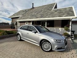 Silber Gebraucht 2017 Audi A3 Sportback e-tron Limousine | 14.850 € (Etwas zu teuer)