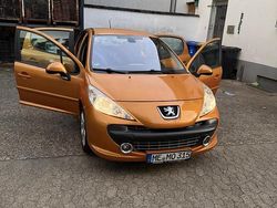 Andere farben Gebraucht 2007 Peugeot 207 Kleinwagen | 1.100 € (Guter Preis)