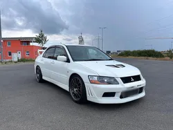 Weiß Gebraucht 2001 Mitsubishi Lancer Limousine | 29.900 €