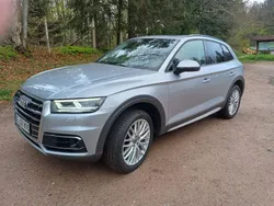 Silber Gebraucht 2019 Audi Q5 Ambiente SUV | 30.900 € (Fairer Preis)