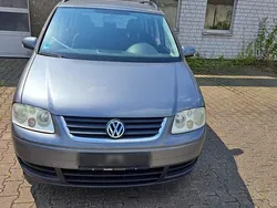 Grau Gebraucht 2006 VW Touran Van / Kleinbus | 1.800 € (Guter Preis)