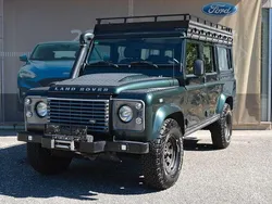 Grün Gebraucht 2011 Land Rover Defender SE SUV | 28.450 € (Guter Preis)
