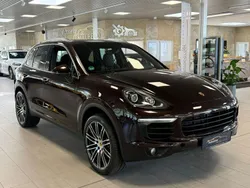 Braun Gebraucht 2017 Porsche Cayenne SUV | 52.980 € (Etwas zu teuer)