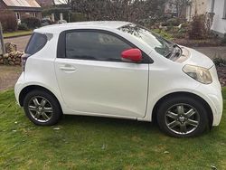 Weiß Gebraucht 2008 Toyota iQ Kleinwagen | 1.500 €