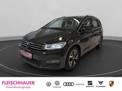 Grau Gebraucht 2021 VW Touran Highline Van / Kleinbus | 26.980 € (Guter Preis)