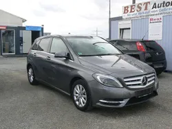 Grau Gebraucht 2012 Mercedes B180 Van / Kleinbus | 7.690 € (Fairer Preis)