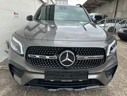 Grau Gebraucht 2022 Mercedes GLB180 AMG SUV | 36.399 € (Teuer)