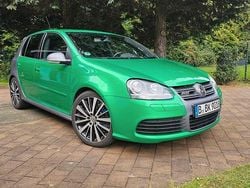 Grün Gebraucht 2007 VW Golf V R Limousine | 24.000 €