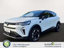 Perlmuttweiß, dach blackpear Gebraucht 2024 Renault Captur Techno SUV | 25.990 € (Superpreis)
