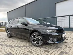 Schwarz perla nera Gebraucht 2024 Opel Astra Ultimate Kombi | 27.970 € (Fairer Preis)