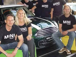 Silber Gebraucht 2022 Mini Cooper Kleinwagen | 20.949 € (Etwas zu teuer)