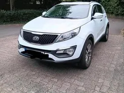 Weiß Gebraucht 2016 Kia Sportage SUV | 11.000 €