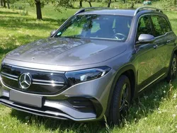 Grau Gebraucht 2022 Mercedes EQB300 AMG SUV | 35.490 € (Fairer Preis)